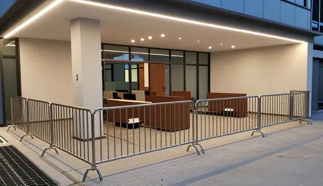土建施工护栏设施的使用与维护要点解析