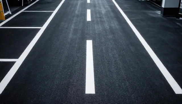 道路标线材料选择对客户满意度的影响与建议